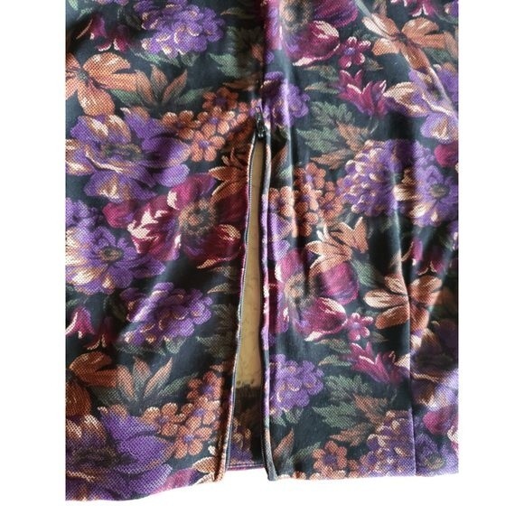 Women's Stretch Straight Skirt size 20W Dark Floral Print Skirt Midi Straight - Picture 3 of 9